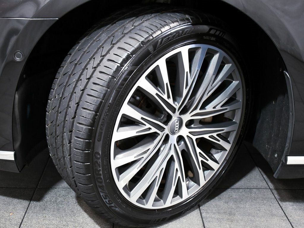 2020 Audi A8 L 55 photo 7