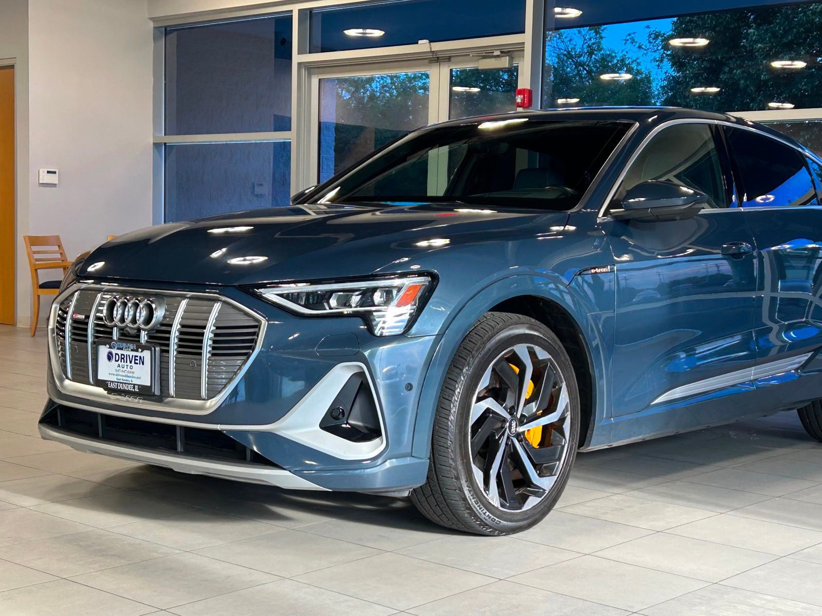 2020 Audi e-tron Sportback Prestige photo 3