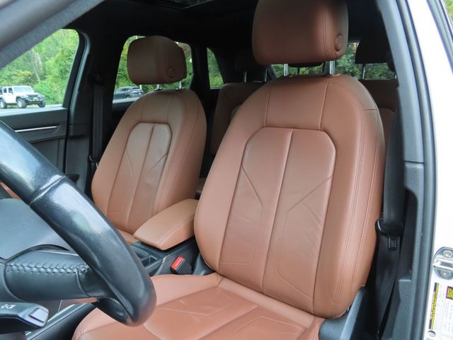2020 Audi Q3 Premium 45 TFSI quattro - 23089840 - 24