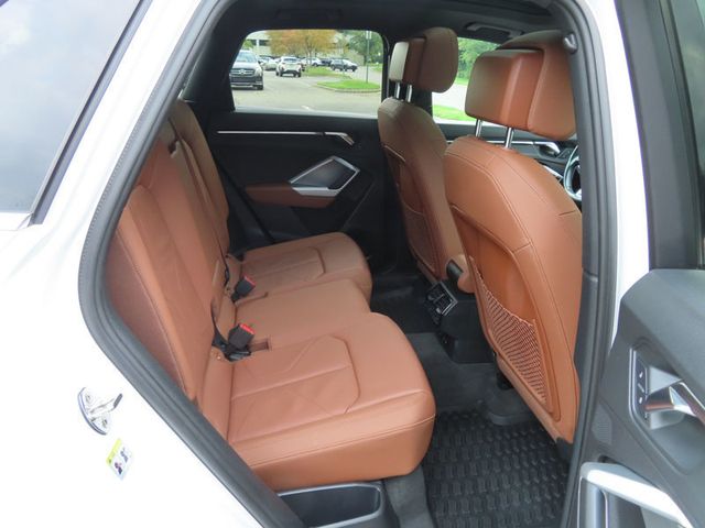 2020 Audi Q3 Premium 45 TFSI quattro - 23089840 - 29
