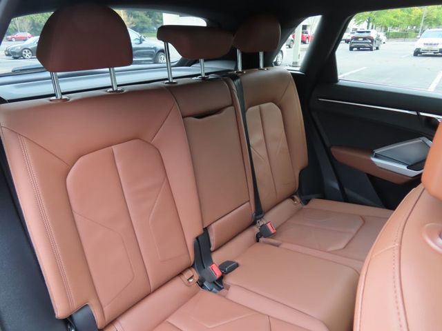 2020 Audi Q3 Premium 45 TFSI quattro - 23089840 - 30