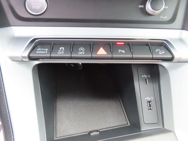 2020 Audi Q3 Premium 45 TFSI quattro - 23089840 - 38