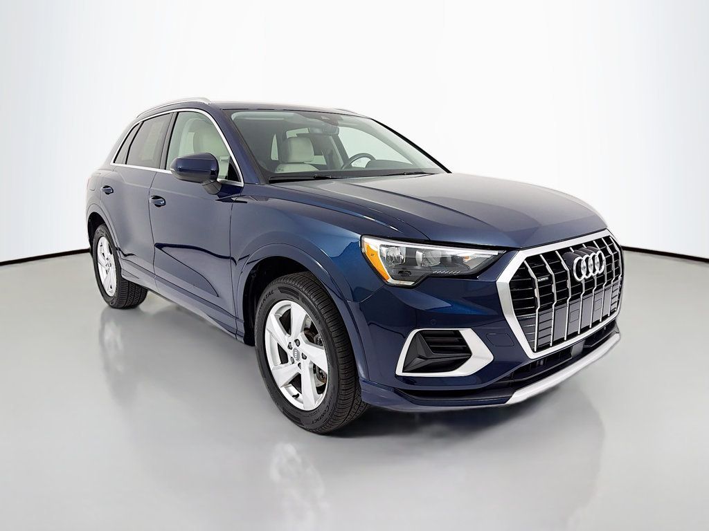 2020 Audi Q3 Premium 45 TFSI quattro - 23003605 | Video 1