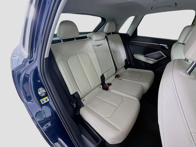 2020 Audi Q3 Premium 45 TFSI quattro - 23003605 - 27