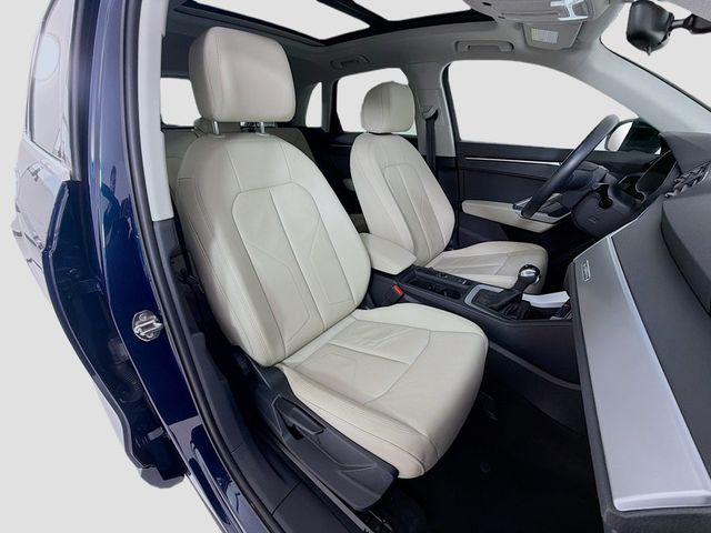 2020 Audi Q3 Premium 45 TFSI quattro - 23003605 - 28