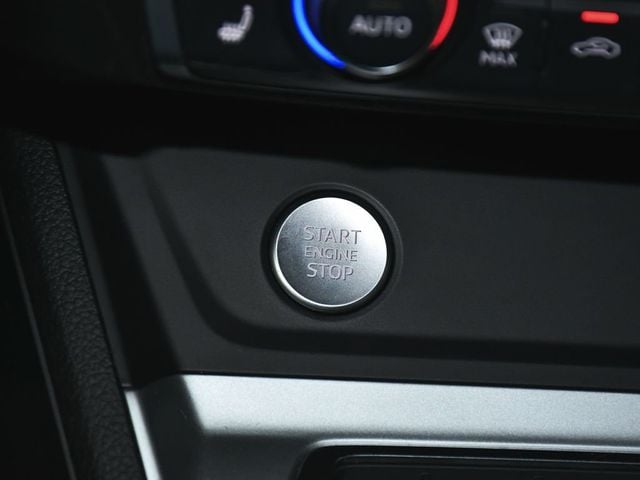 2020 Audi Q3 Premium Plus - 22994136 - 28