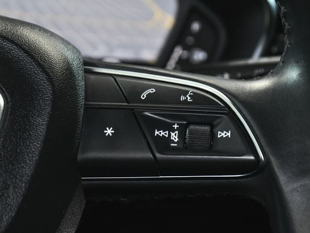 2020 Audi Q3 Premium Plus - 22994136 - 32