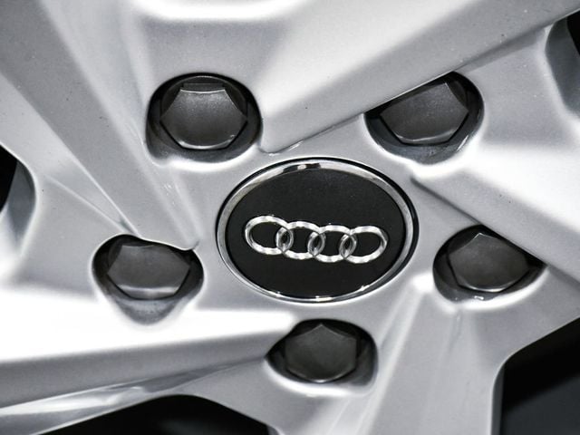 2020 Audi Q3 Premium Plus - 22994136 - 74