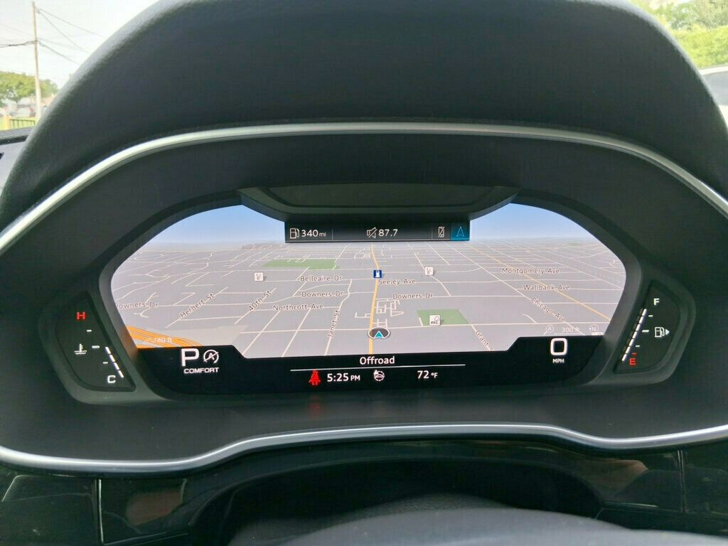 2020 Audi Q3 Premium Plus 45 TFSI photo 4