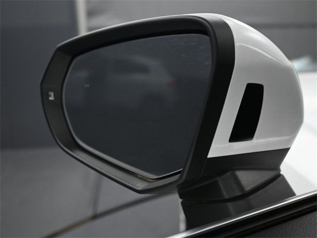 2020 Audi Q3 S line Premium 45 TFSI photo 3
