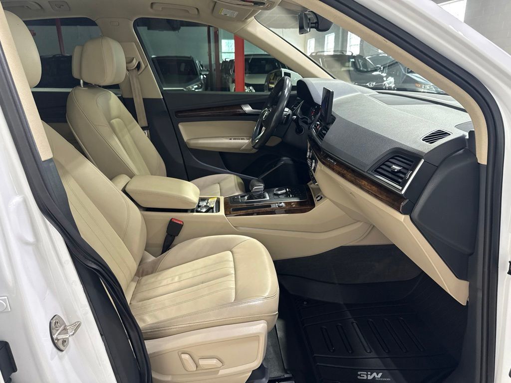 2020 Audi Q5  - 23039802 - 39