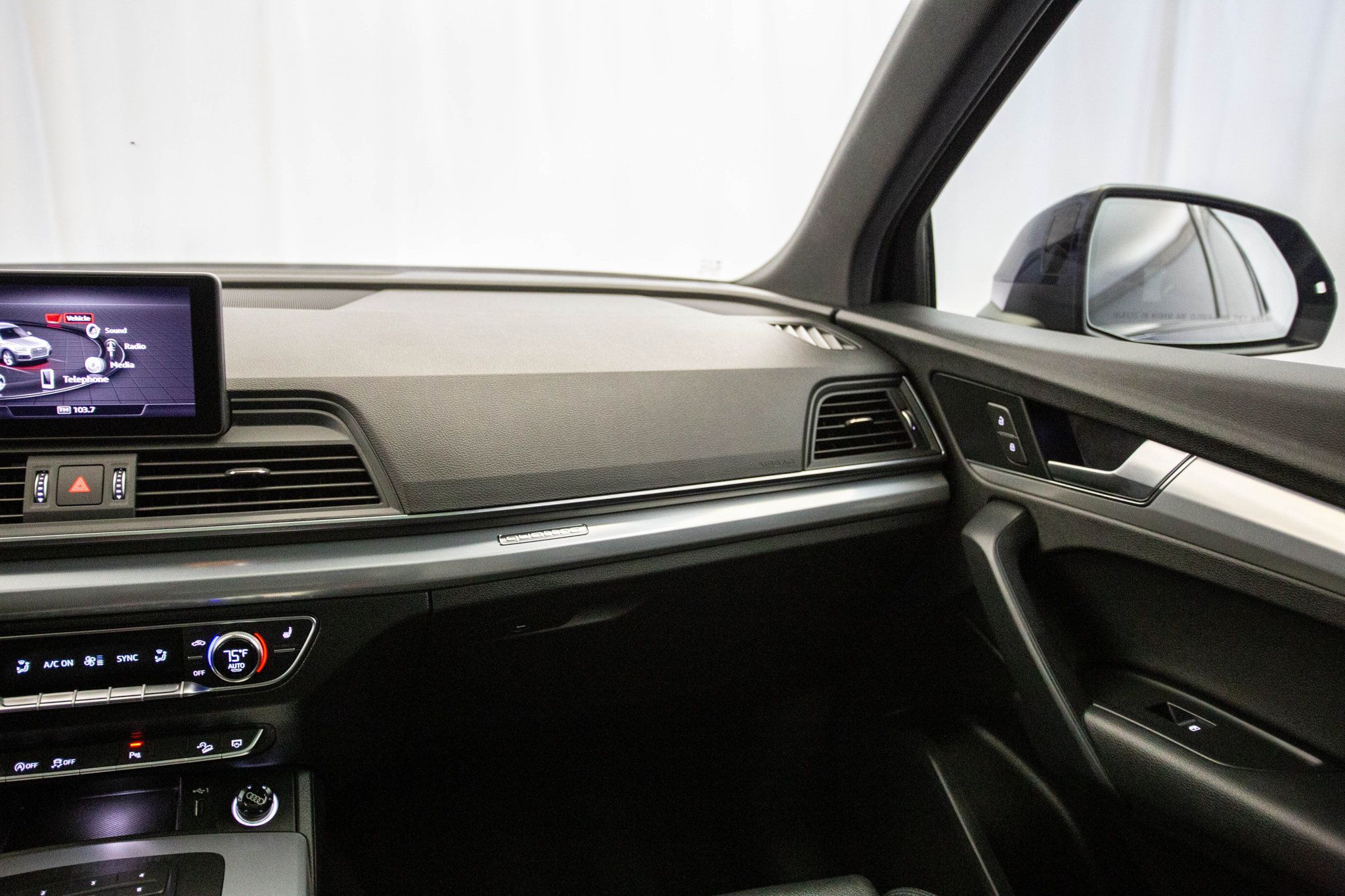 2020 Audi Q5 Premium 45 TFSI photo 6