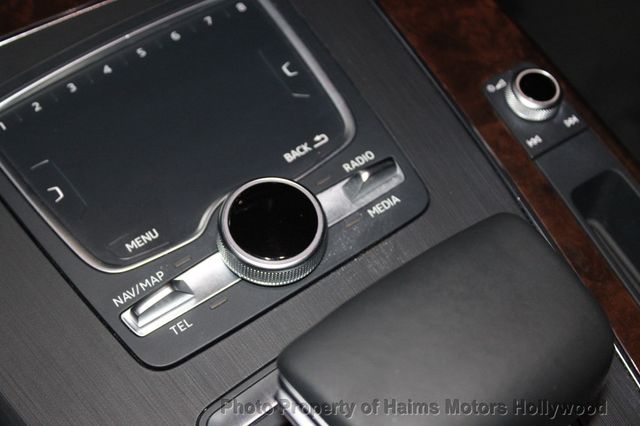 2020 Audi Q5 Premium Plus 45 TFSI quattro - 22530242 - 23