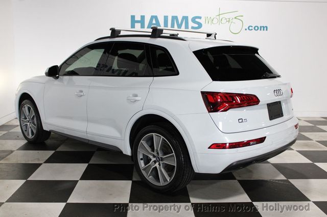 2020 Audi Q5 Premium Plus 45 TFSI quattro - 22530242 - 4