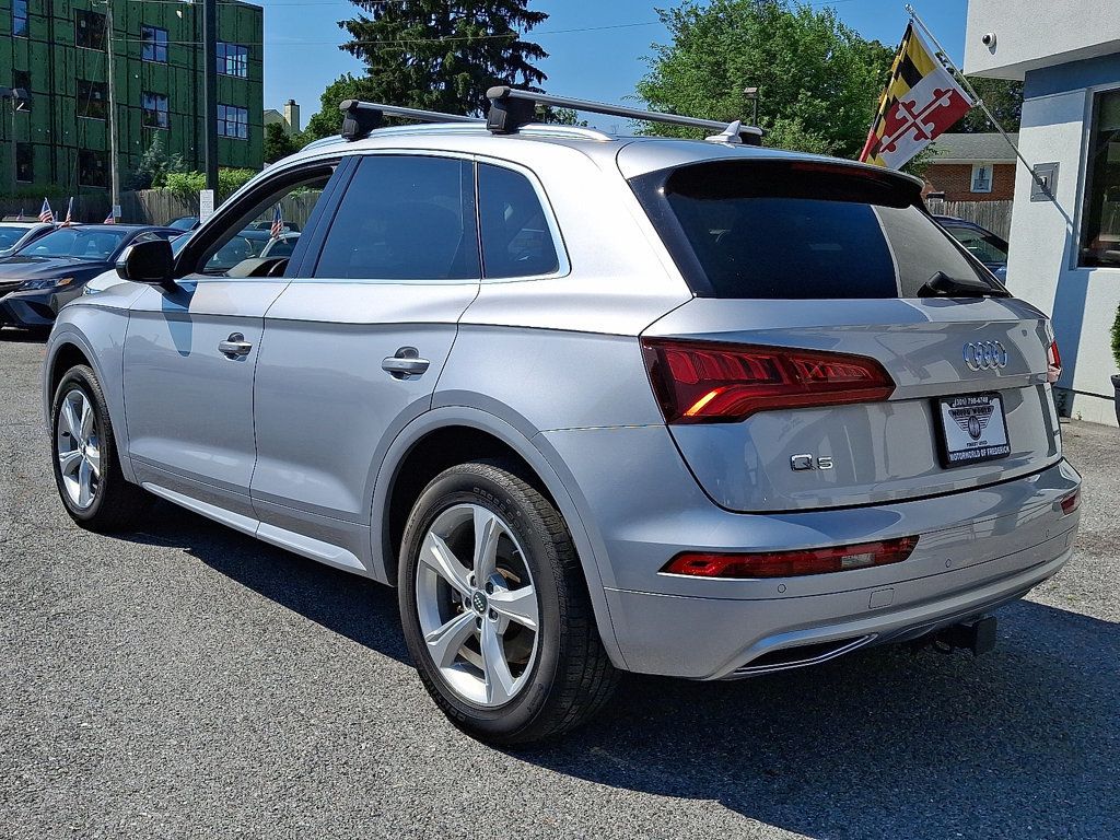2020 Audi Q5 Premium Plus 45 TFSI photo 6