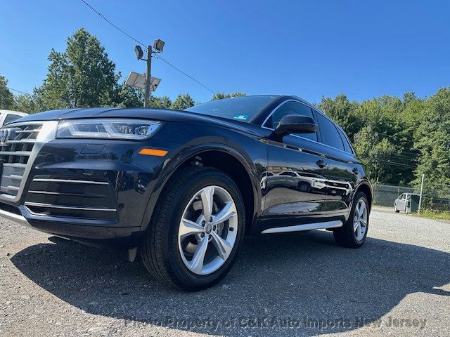 2020 Audi Q5 Premium Plus 45 TFSI photo 9