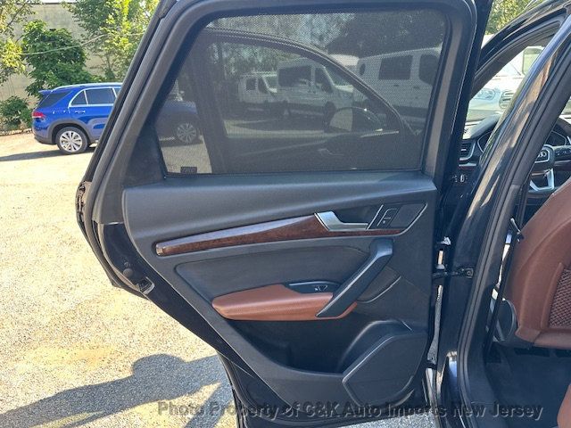 2020 Audi Q5 Premium Plus 45 TFSI photo 17
