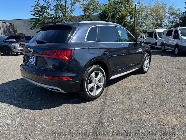 2020 Audi Q5 Premium Plus 45 TFSI photo 5