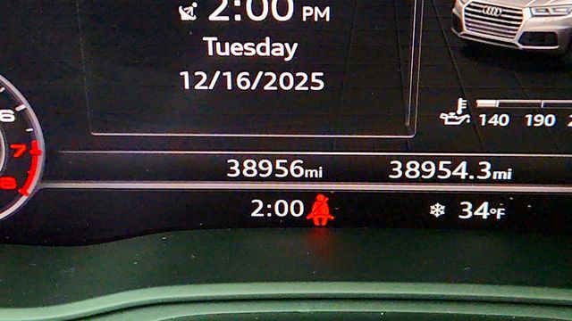 2020 Audi Q5 Premium Plus 45 TFSI quattro with 20'' Wheels & Cold Weather Pkg - 22960217 - 15