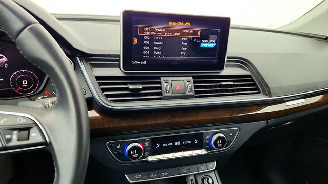 2020 Audi Q5 Premium Plus 45 TFSI quattro with 20'' Wheels & Cold Weather Pkg - 22960217 - 17