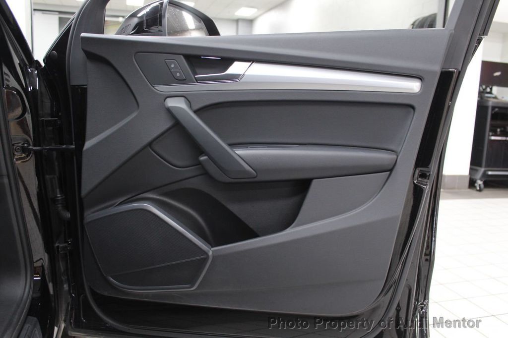 2020 Audi Q5 Titanium Premium 45 TFSI quattro - 21130598 - 28