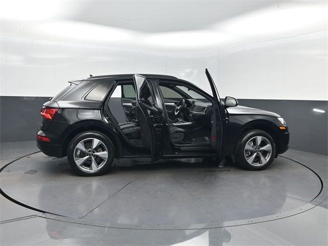 2020 Audi Q5 Titanium Premium 45 TFSI quattro - 22957306 - 38