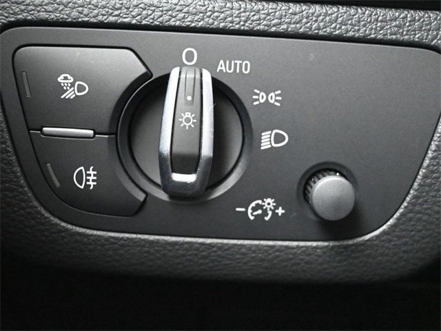 2020 Audi Q5 Titanium Premium 45 TFSI quattro - 22978133 - 31