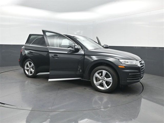 2020 Audi Q5 Titanium Premium 45 TFSI quattro - 22978133 - 40