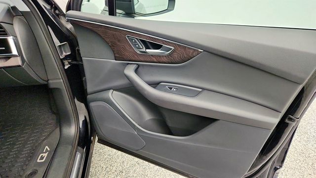 2020 Audi Q7 Premium 55 TFSI quattro - 22960189 - 28