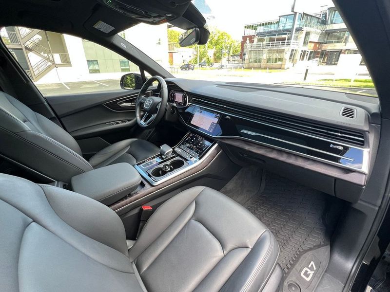2020 Audi Q7 Premium Plus 55 TFSI quattro - 23061865 - 29