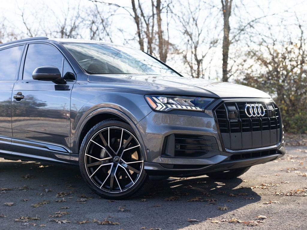 2020 Audi Q7 Prestige 55 TFSI Quattro, Black Optic Package, Cold Weather Pack - 22960803 - 13