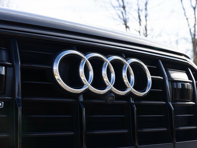 2020 Audi Q7 Prestige 55 TFSI Quattro, Black Optic Package, Cold Weather Pack - 22960803 - 19
