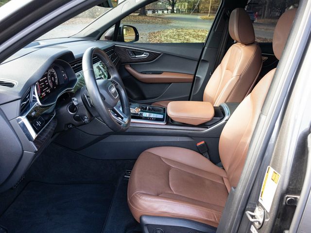 2020 Audi Q7 Prestige 55 TFSI Quattro, Black Optic Package, Cold Weather Pack - 22960803 - 28