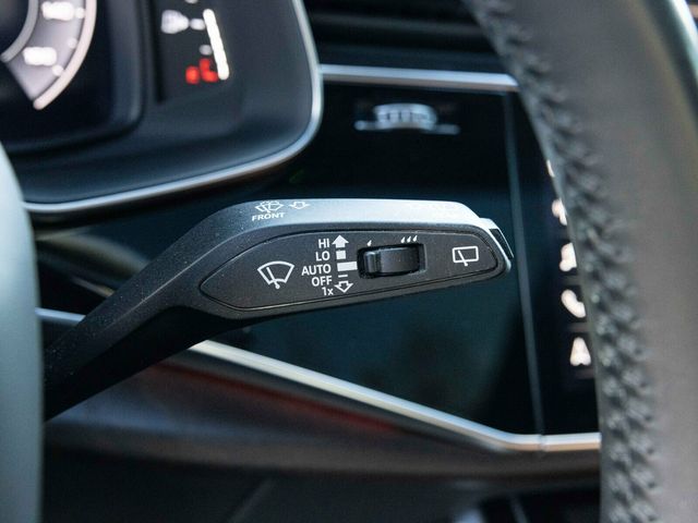 2020 Audi Q7 Prestige 55 TFSI Quattro, Black Optic Package, Cold Weather Pack - 22960803 - 37