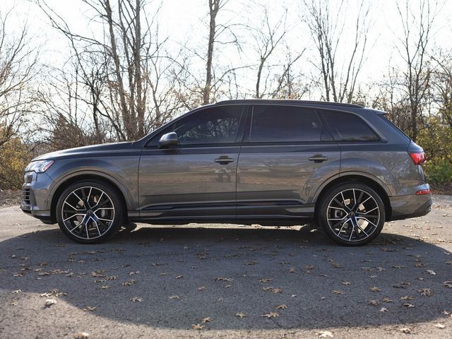 2020 Audi Q7 Prestige 55 TFSI Quattro, Black Optic Package, Cold Weather Pack - 22960803 - 3