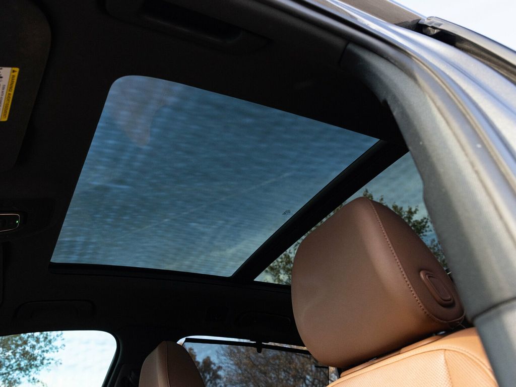 2020 Audi Q7 Prestige 55 TFSI Quattro, Black Optic Package, Cold Weather Pack - 22960803 - 48