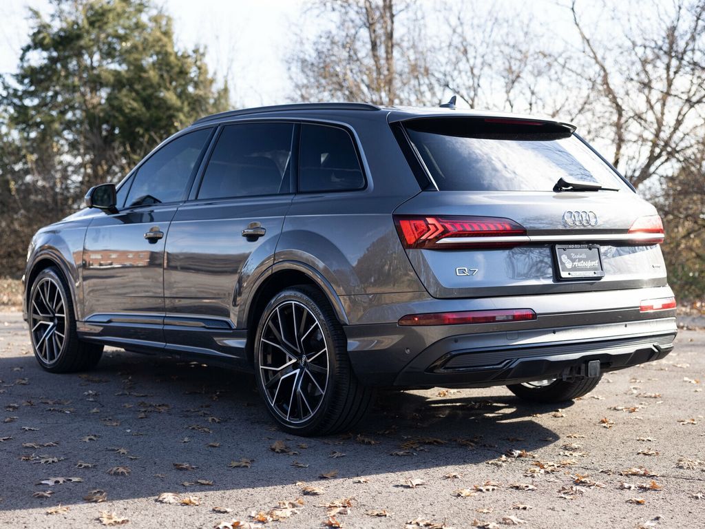 2020 Audi Q7 Prestige 55 TFSI Quattro, Black Optic Package, Cold Weather Pack - 22960803 - 5