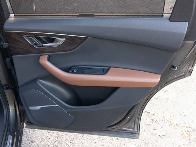 2020 Audi Q7 Prestige 55 TFSI Quattro, Black Optic Package, Cold Weather Pack - 22960803 - 67