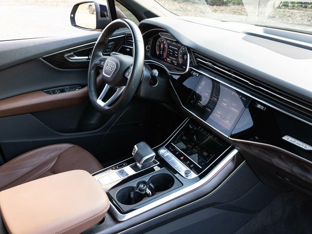 2020 Audi Q7 Prestige 55 TFSI Quattro, Black Optic Package, Cold Weather Pack - 22960803 - 75