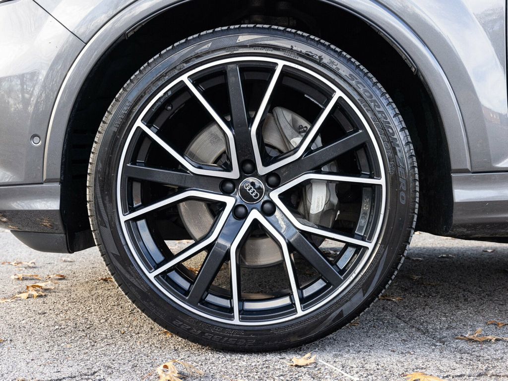 2020 Audi Q7 Prestige 55 TFSI Quattro, Black Optic Package, Cold Weather Pack - 22960803 - 84