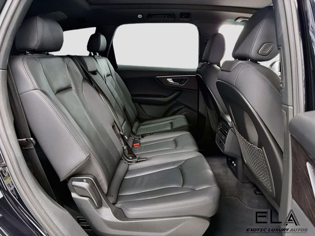 2020 Audi Q7 SUPER CLEAN UNIT! U WILL NOT FIND ONE CLEANER! - 23061865 - 31