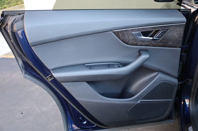 2020 Audi Q8  - 22972656 - 15