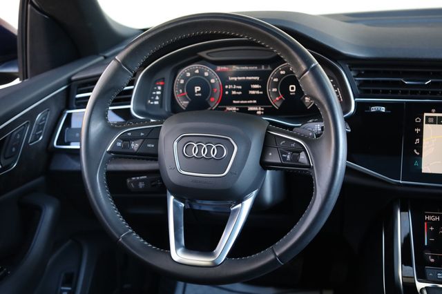 2020 Audi Q8  - 22972656 - 25