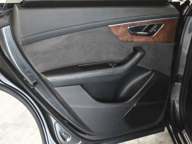 2020 Audi Q8 55 Prestige - 23050798 - 13