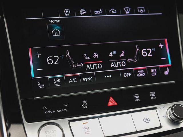 2020 Audi Q8 55 Prestige - 23050798 - 27
