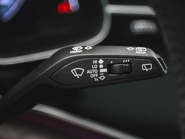 2020 Audi Q8 55 Prestige - 23050798 - 31