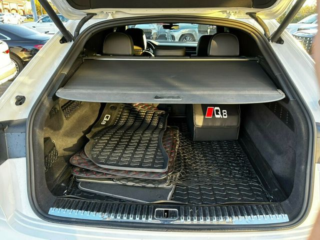 2020 Audi Q8 LocalTrade/Prestige/DriverAssistancePkg/HeadsUpDisplay/BlindSpot - 22942136 - 16