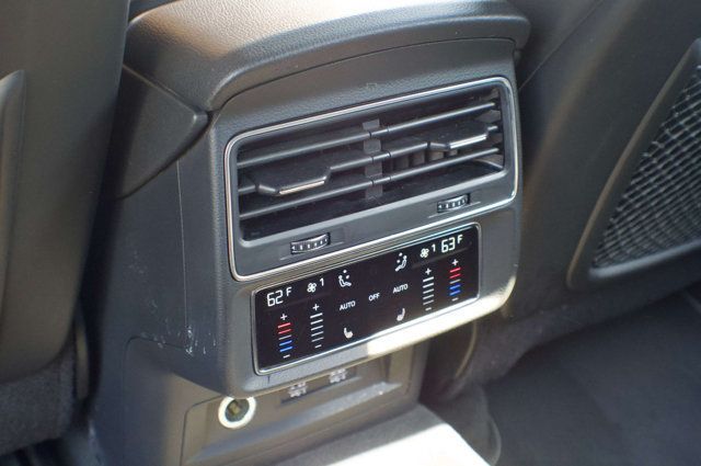 2020 Audi Q8 LocalTrade/Prestige/DriverAssistancePkg/Heated&CooledSeats/NAV - 22994107 - 48