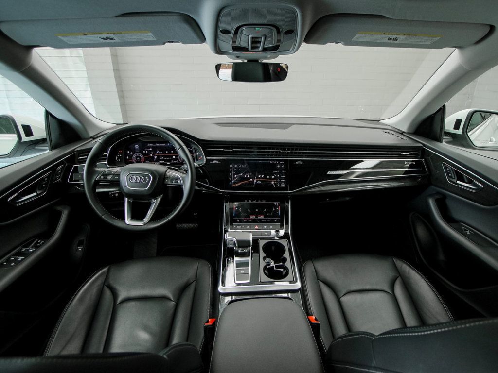Audi Q8 photo 15