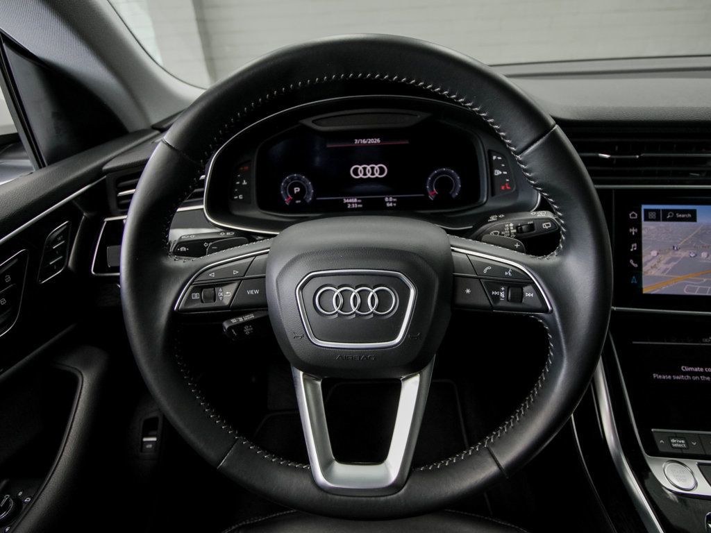 Audi Q8 photo 16